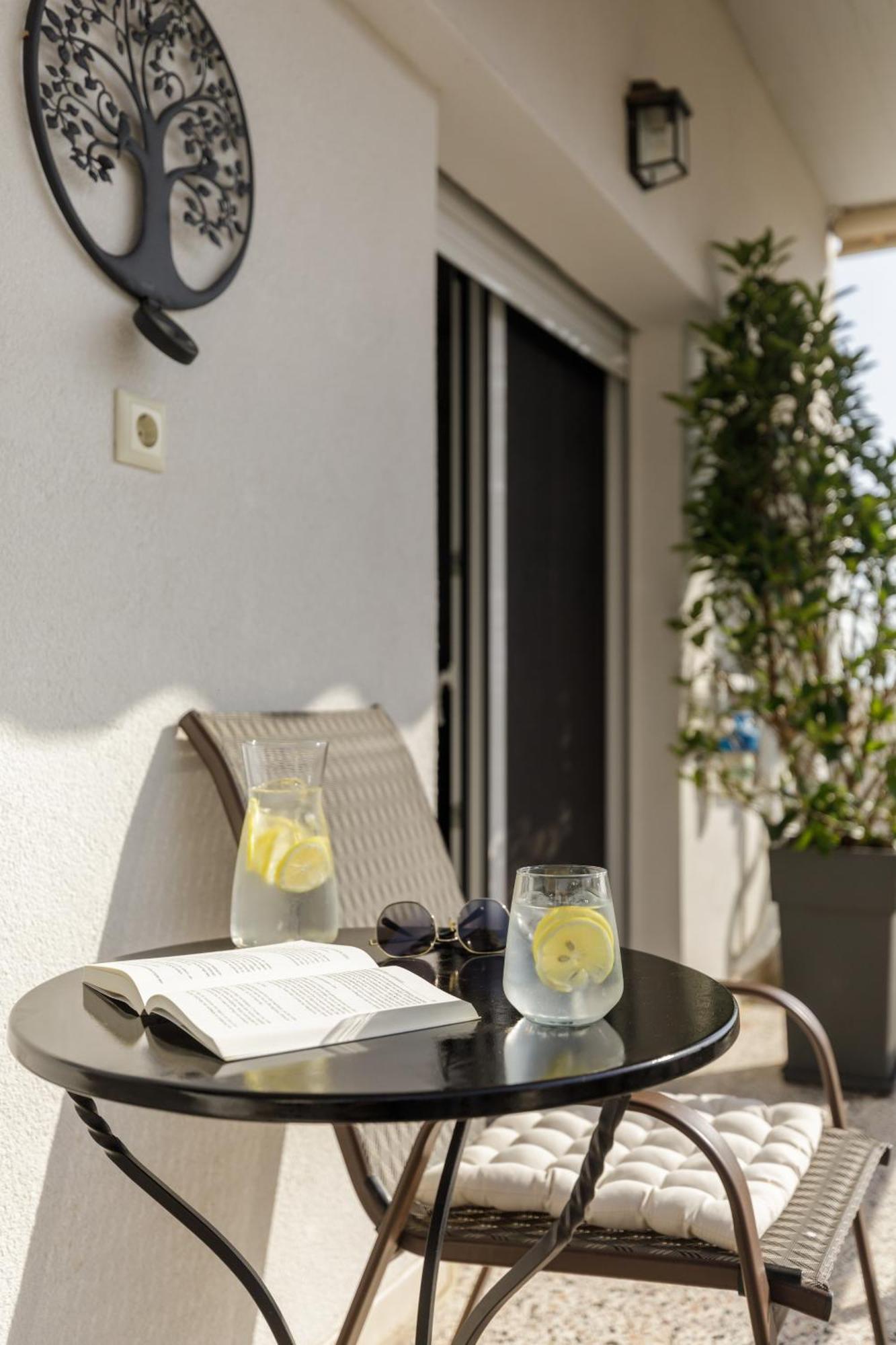 53 Central Luxury Apartment Kalamaria Thessaloníki Eksteriør bilde